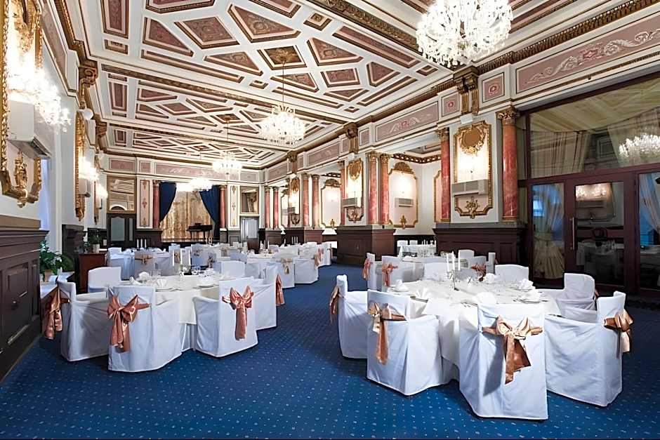 Londonskaya SPA Hotel