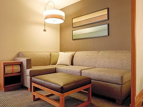 Queen Room with Two Queen Beds and Roll-In Shower - Disability Access