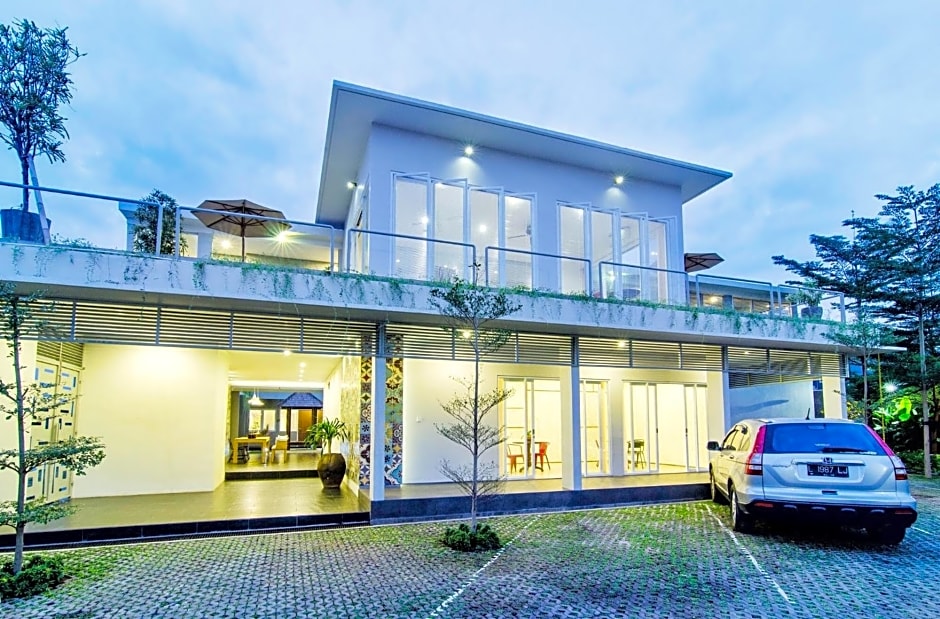 Seruni Guest House