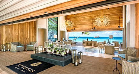 The St. Regis Maldives Vommuli Resort