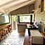 The Riverdeck Accommodation and Backpackers
