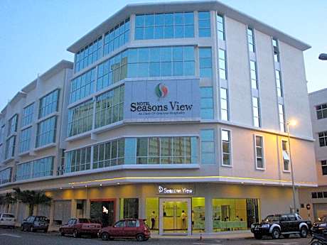 Deluxe 2 Bedroom Family Suite - Non-Smoking