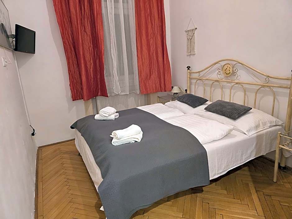 Budapest B&B Bed and Breakfast
