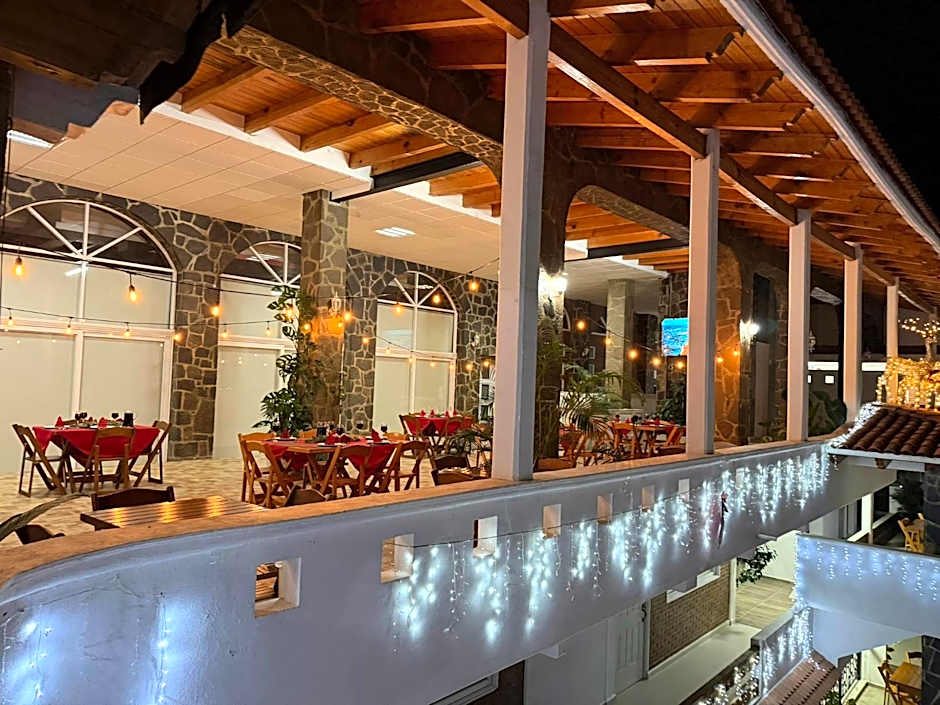 Hotel Tierras Blancas