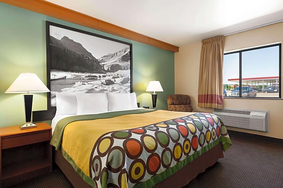 Super 8 by Wyndham Columbus