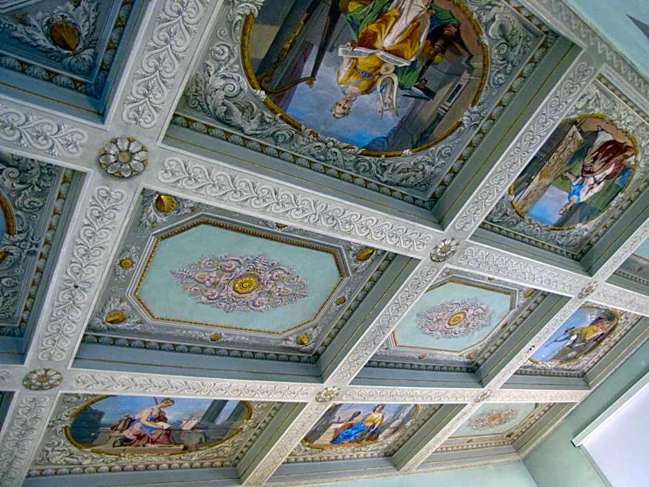 Casa Santo Nome di Gesu