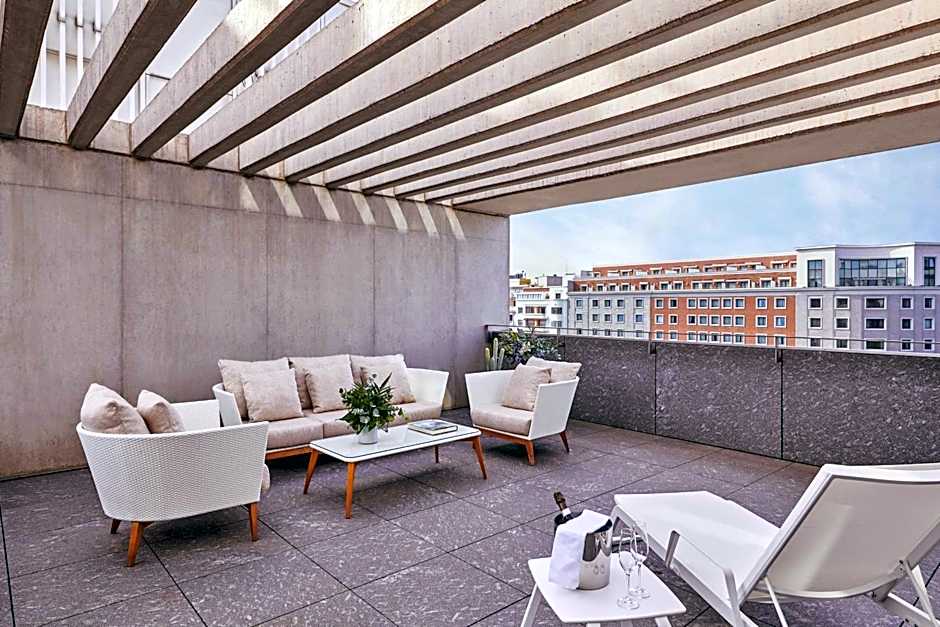 Hyatt Regency Madrid Residences