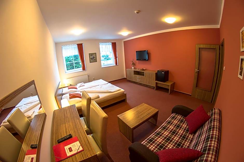Wellness Hotel Hukvaldy POLOPENZE A WELLNESS V CENĚ