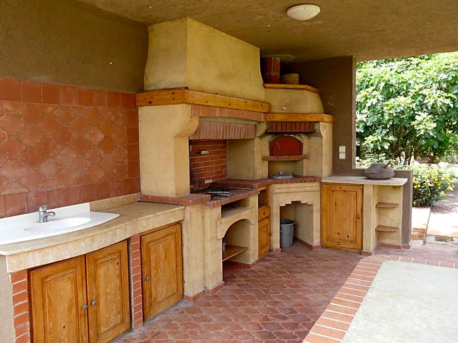 Equi Palace & SPA Near Aeroport