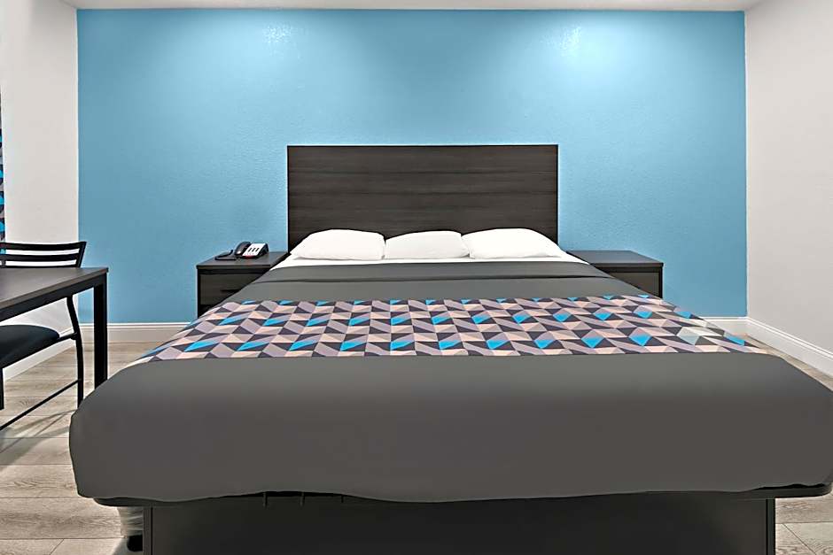 Rodeway Inn Palestine