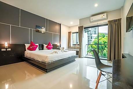 Superior Double or Twin Room with Garden View