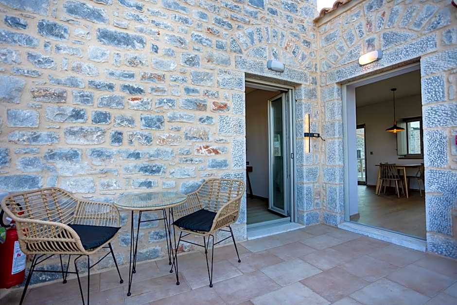 Armantanis Luxury Suites