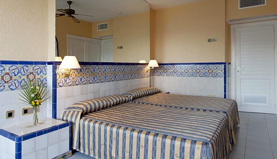 Playalinda Aquapark & Spa Hotel