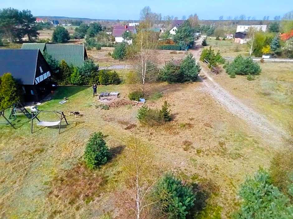 Domek letniskowy z kortem tenisowym Karwia Ostrowo