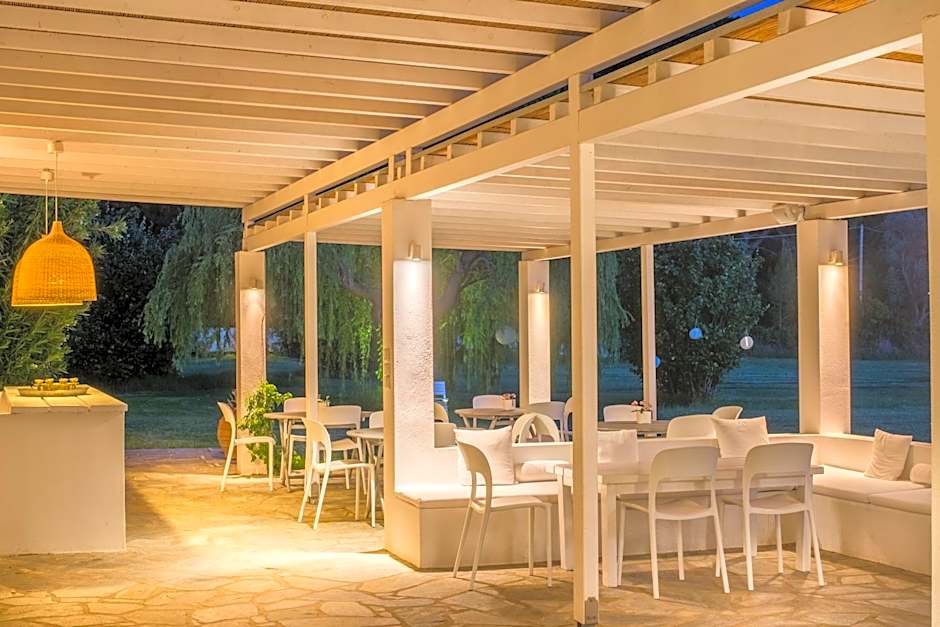 Skiathos Holidays Suites & Villas