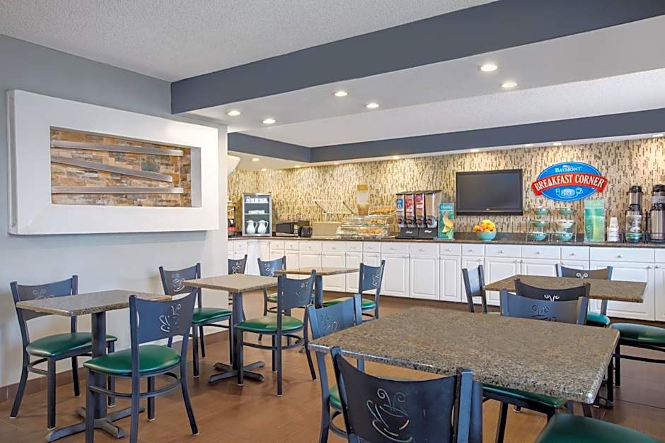 Baymont by Wyndham Wilmington
