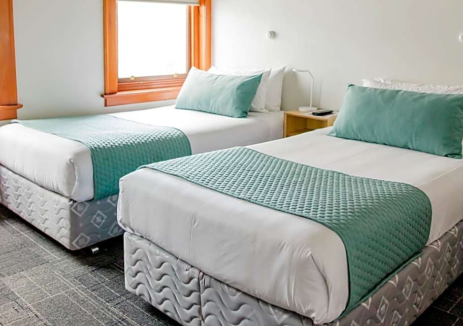 The Cambridge Hotel