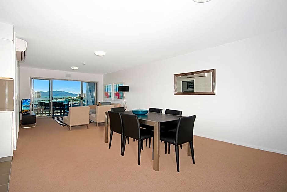 Allure Hotel & Apartments