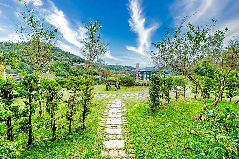 Sun Moon Lake I Love You