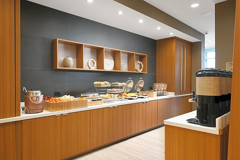 SpringHill Suites by Marriott Dallas DFW Airport South Centreport