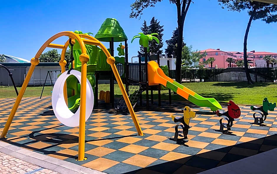 Flamingo Beach Hotel