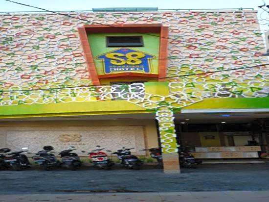 S 8 Suardana Hotel