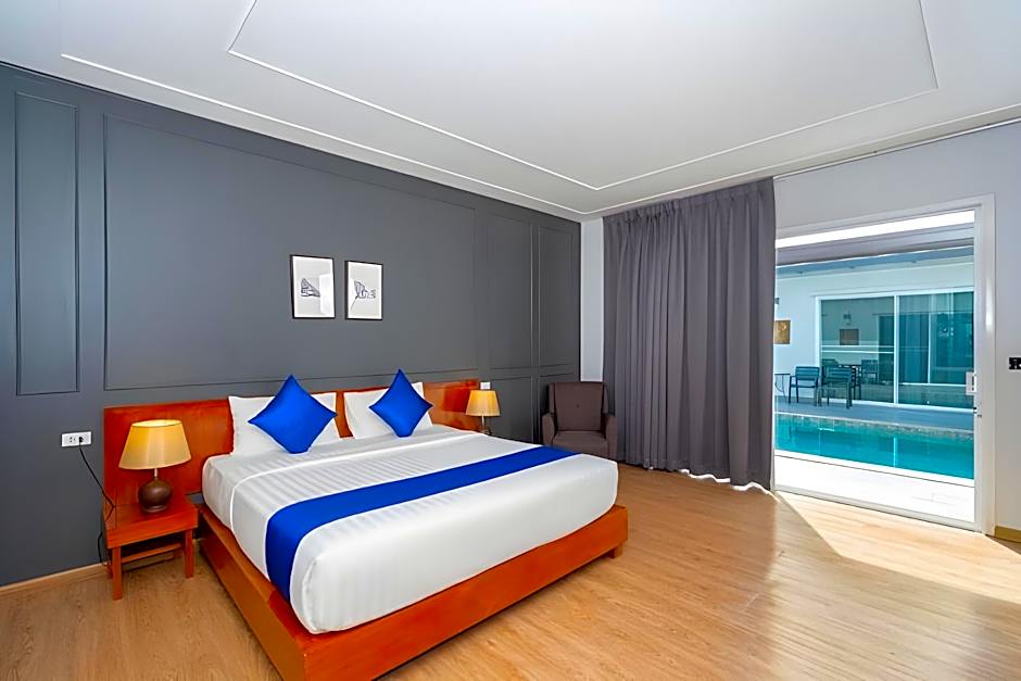 Phuket La Siesta, Naiharn Beach