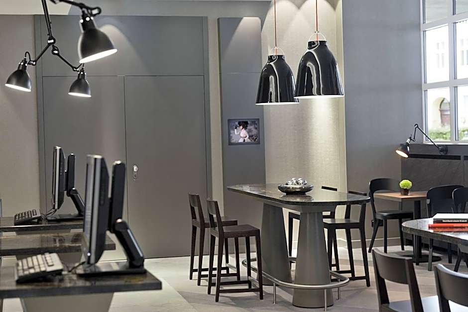 Renaissance® Vienna Schonbrunn Hotel