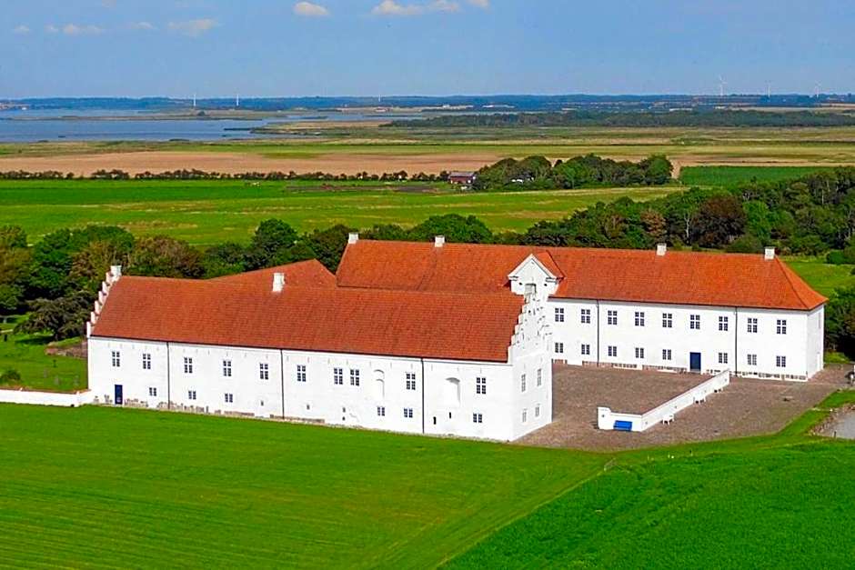 Danhostel Vitskøl Kloster