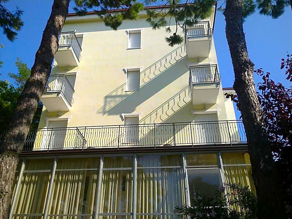 Hotel Augustus
