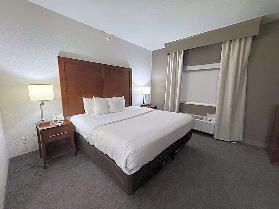 Comfort Suites Omaha Northwest