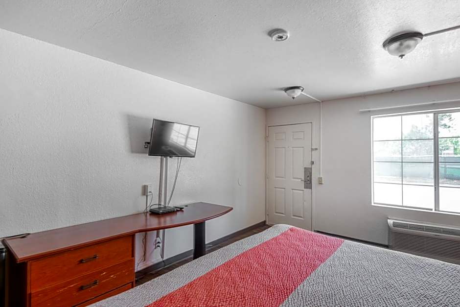 OYO Hotel Baton Rouge East I-12