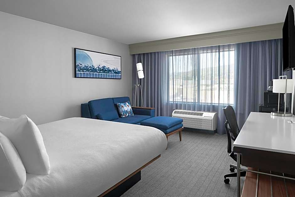 Courtyard by Marriott Los Angeles Burbank Airport