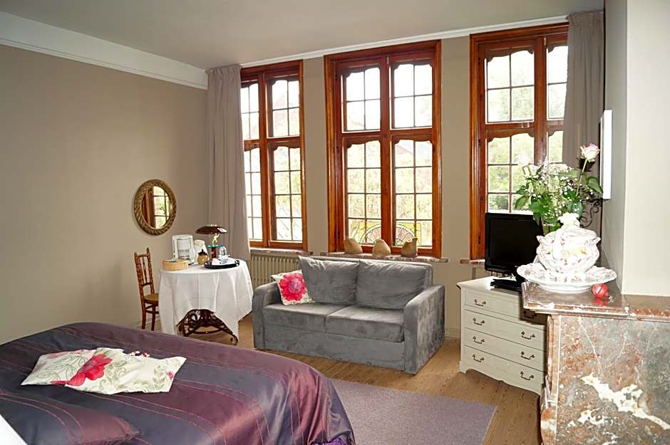 B&B Next Door