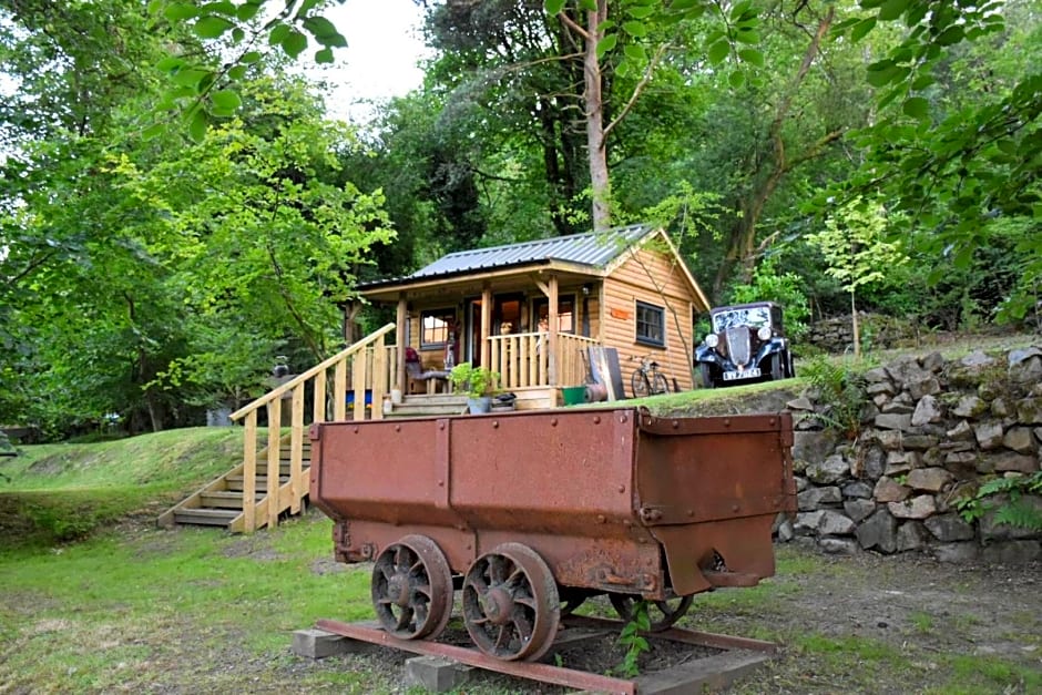 The Miners Log Cabin