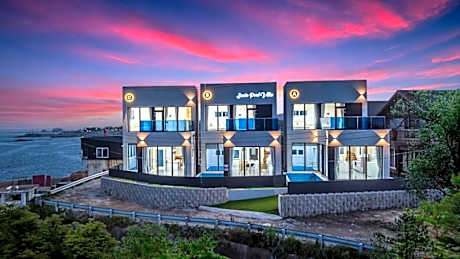 Pohang Seoin Pool Villa