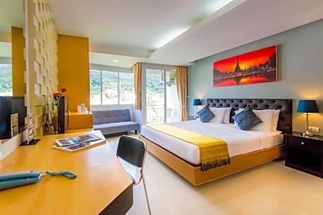 Deluxe Double Room with Balcony
