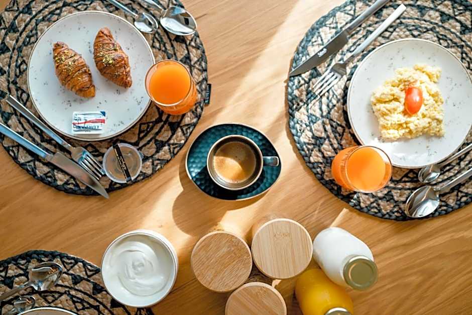 Capital Luxury Suites