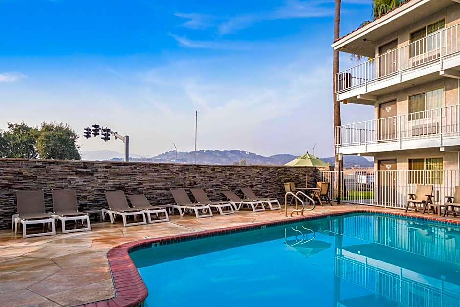 Studio 6-Fairfield, CA - Napa Valley