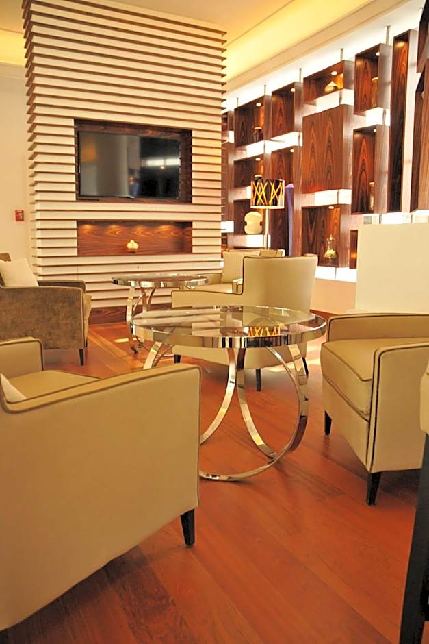 AC Hotel by Marriott Ambassadeur Antibes - Juan les Pins