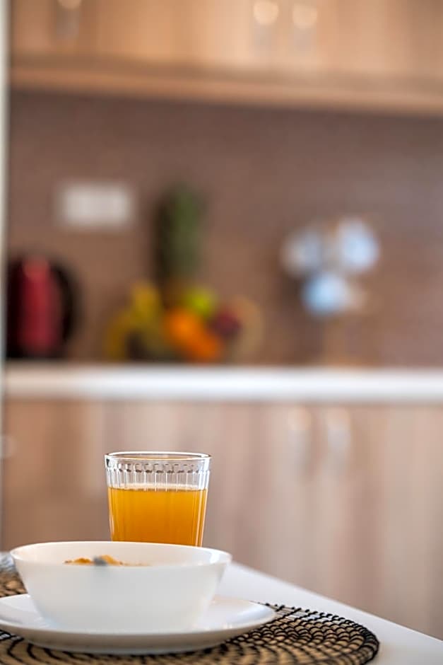 Bounatsa Studios & Apartments