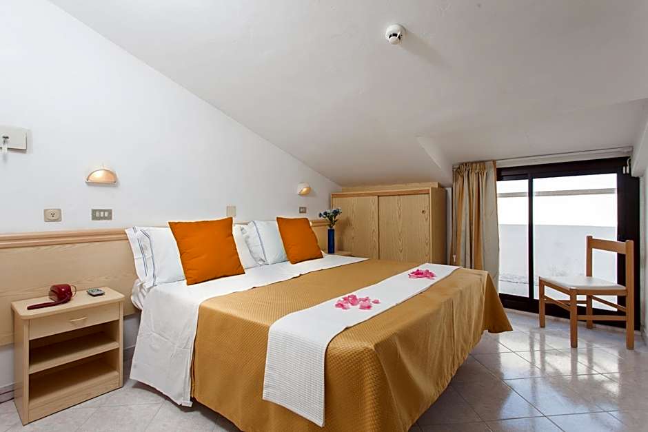 Hotel Cola Frontemare