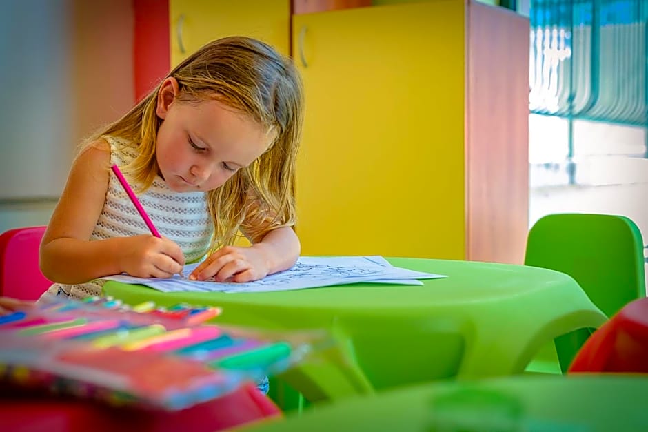 Palm Beach Hotel - All Inclusive with Free beach package & Private Beach