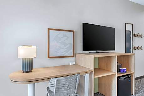 Double Room with Bath Tub - Disability Access