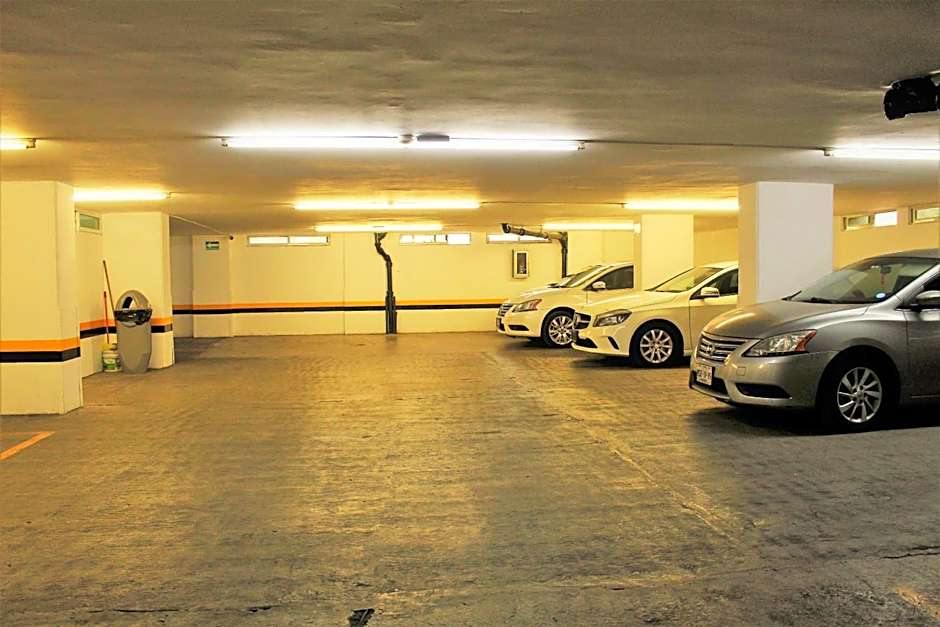 Condesa Suites