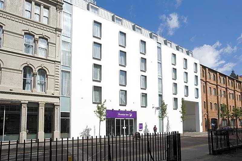 Premier Inn Belfast City Cathedral Quarter