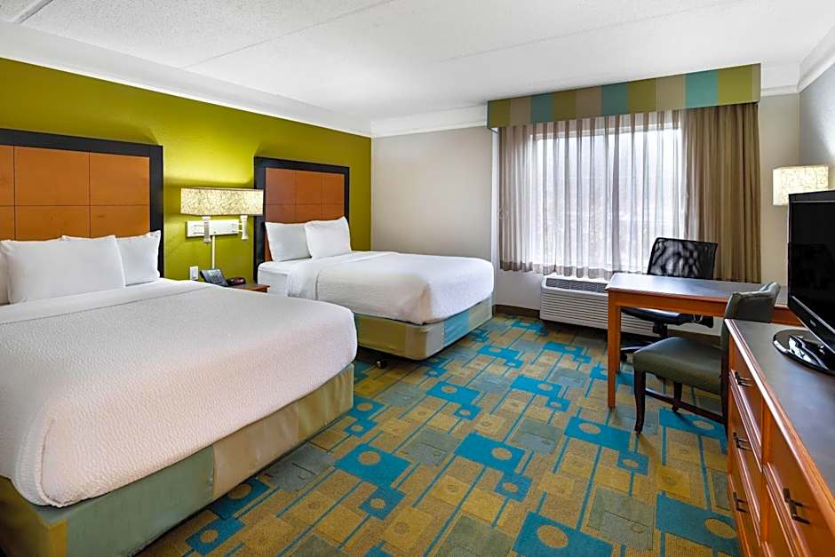 La Quinta by Wyndham Haywood Mall-Near Greenville Downtow