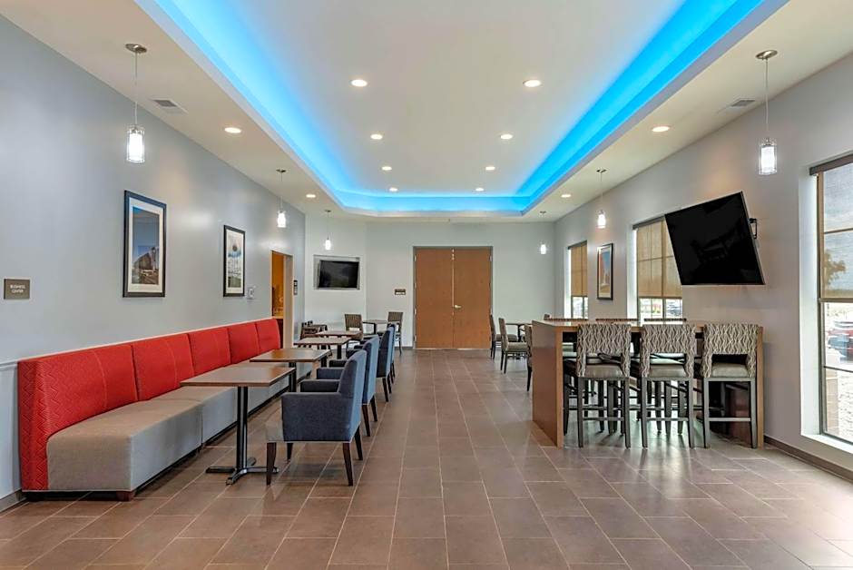 Comfort Suites Dry Ridge