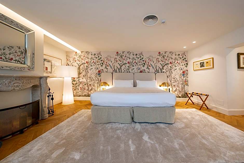 Photo 1 of 10 of Deluxe Suite