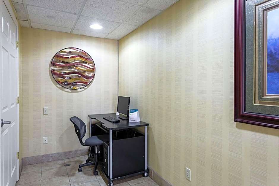 Comfort Inn Decatur Priceville